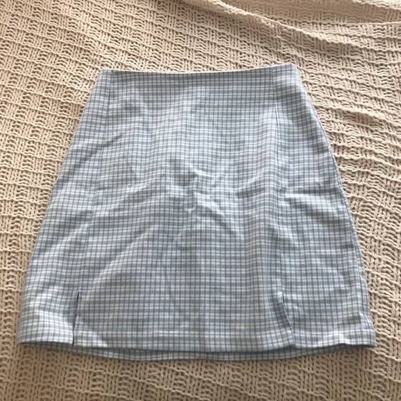 Brandy Melville Dresses & Skirts - Brandy Melville Blue and White Skirt